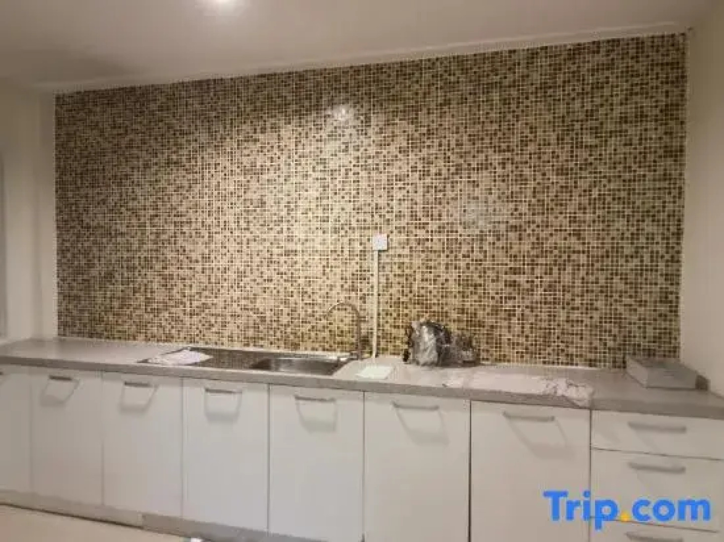 Spacious & Homey Apartment at Marina Island by JoMy Homestay