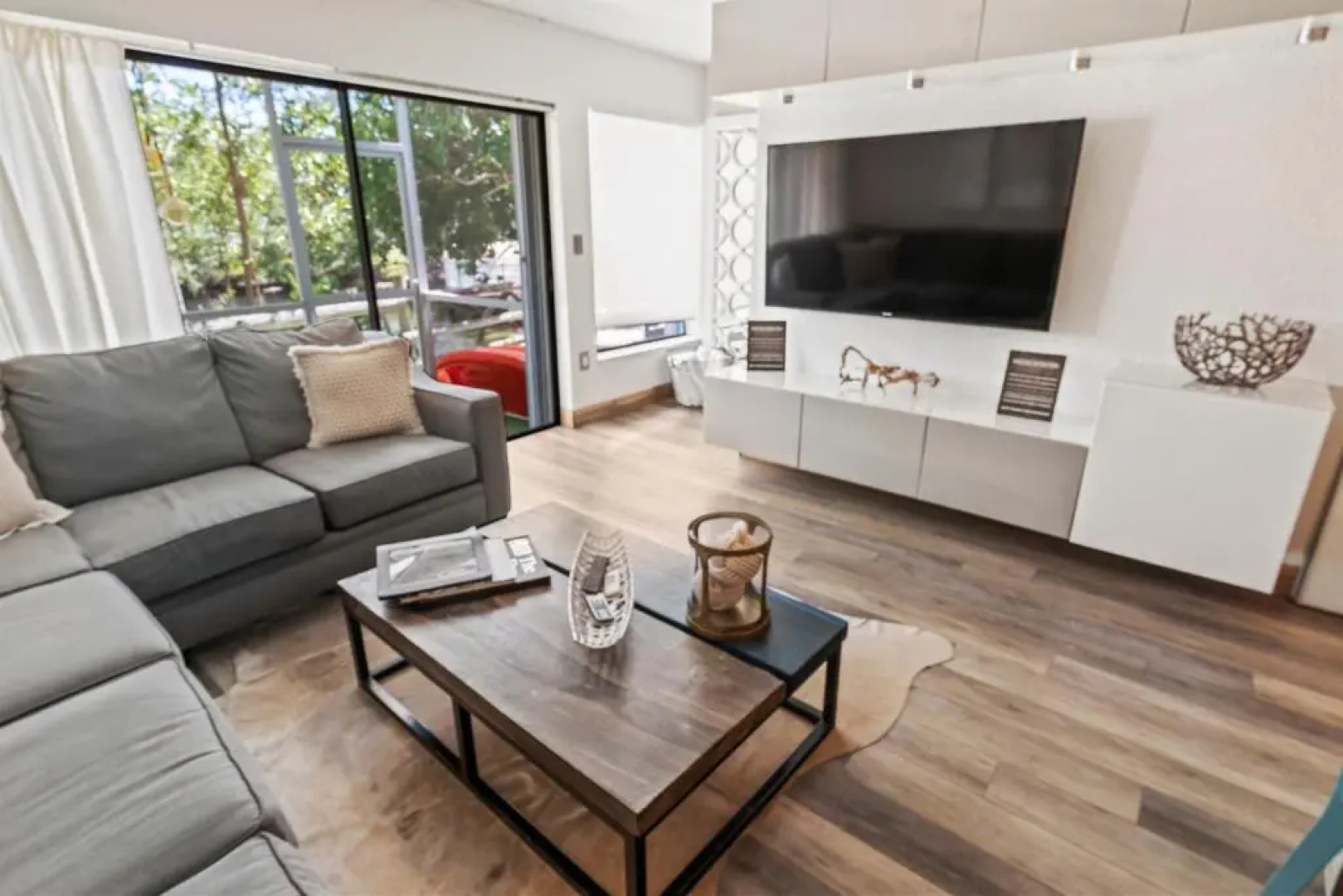 C-VOTED REMODELED UNIT! KAYAKs, MARINA,