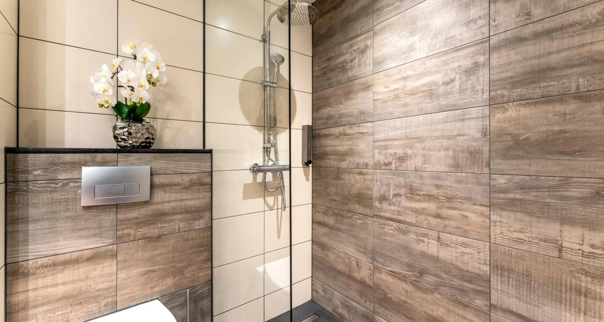 Отель Plaza Premium Grand Winston