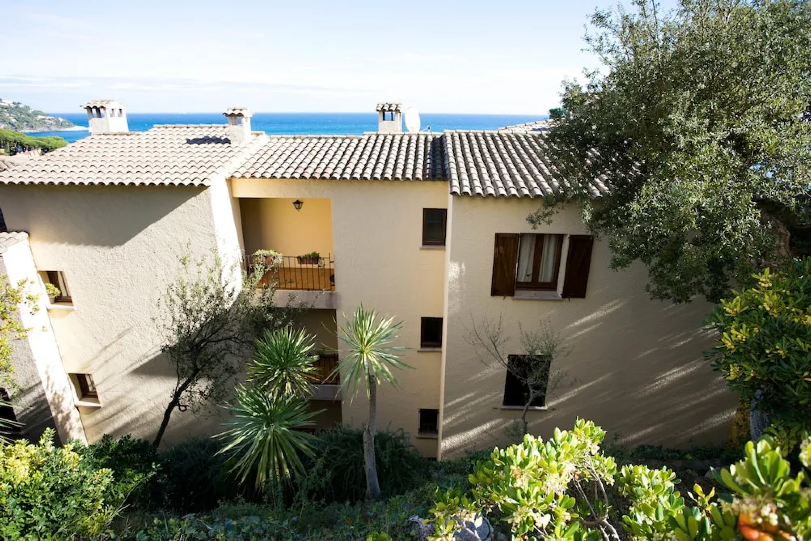 Beautiful Studio with Brilliant Views