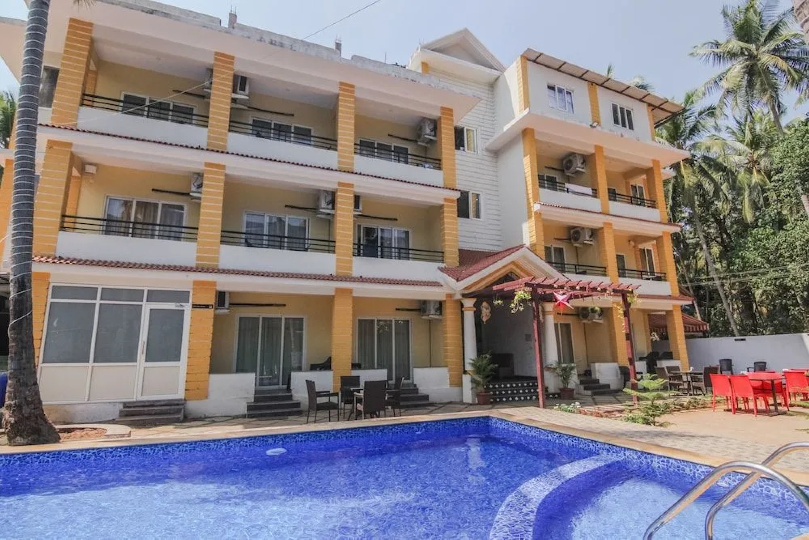 Royale Nirvana Resort