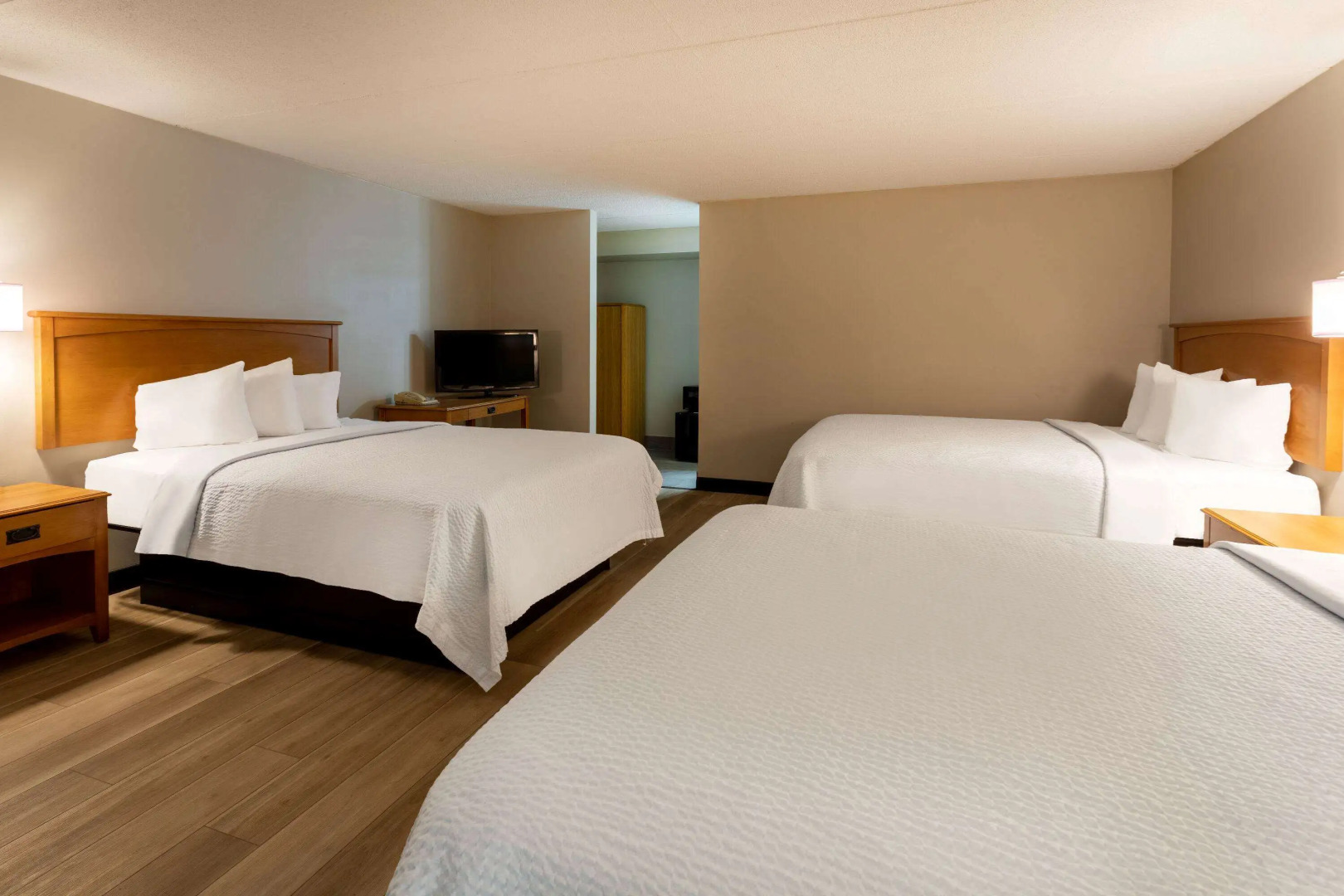 Days Inn by Wyndham Birch Run