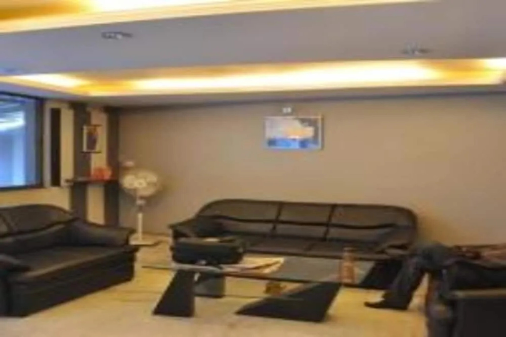 Hotel Rajdhani Plaza