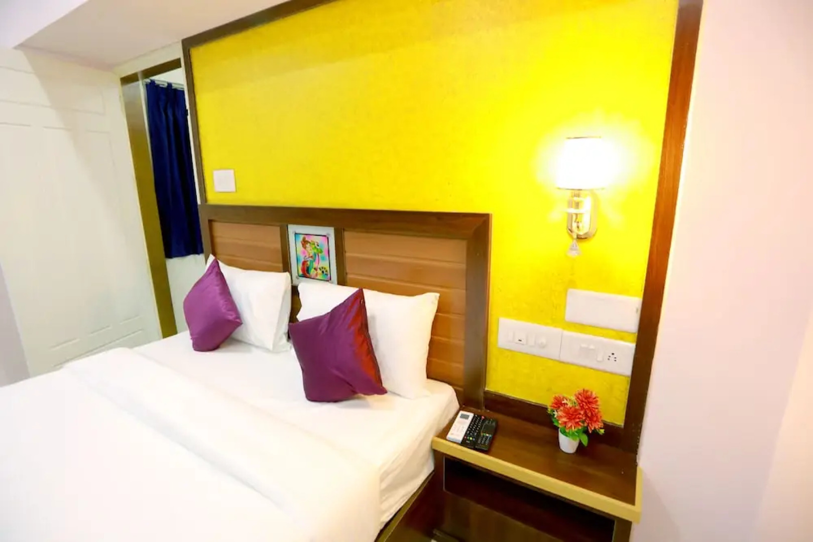 Base 9 Airport Hotel