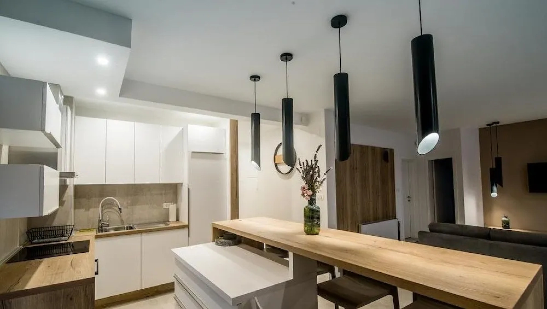 Luxury Apartments  Madomi