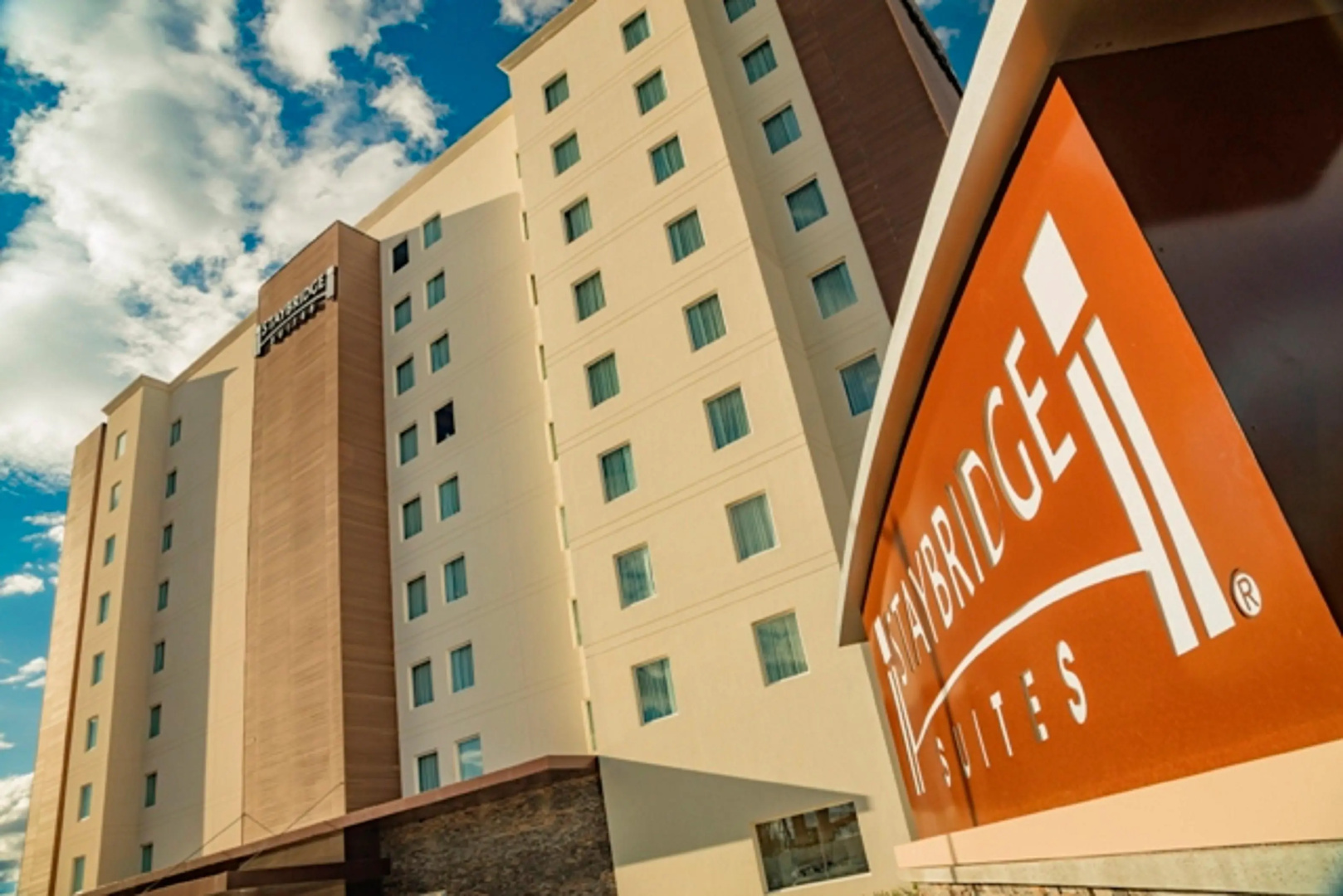 Staybridge Suites Silao by IHG