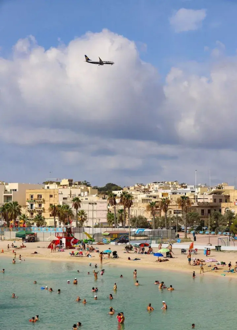 Luxurious Duplex Seafront Apt With Amazing Views