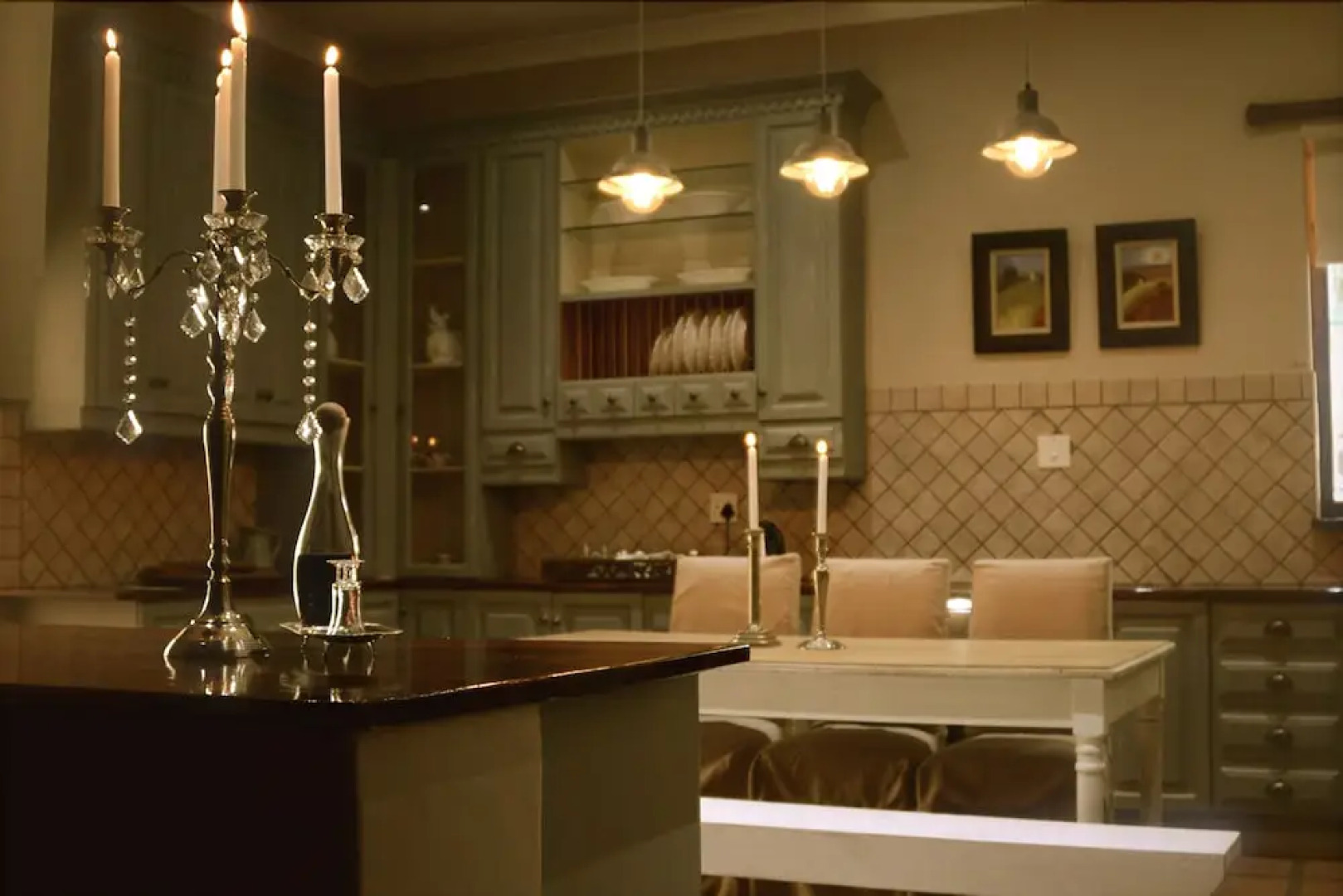 Elegant Manor Guest House