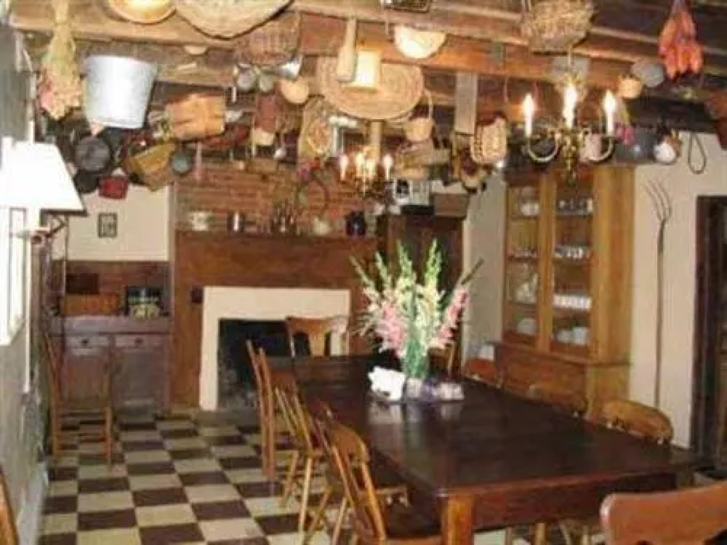 The Inn At The Crossroads