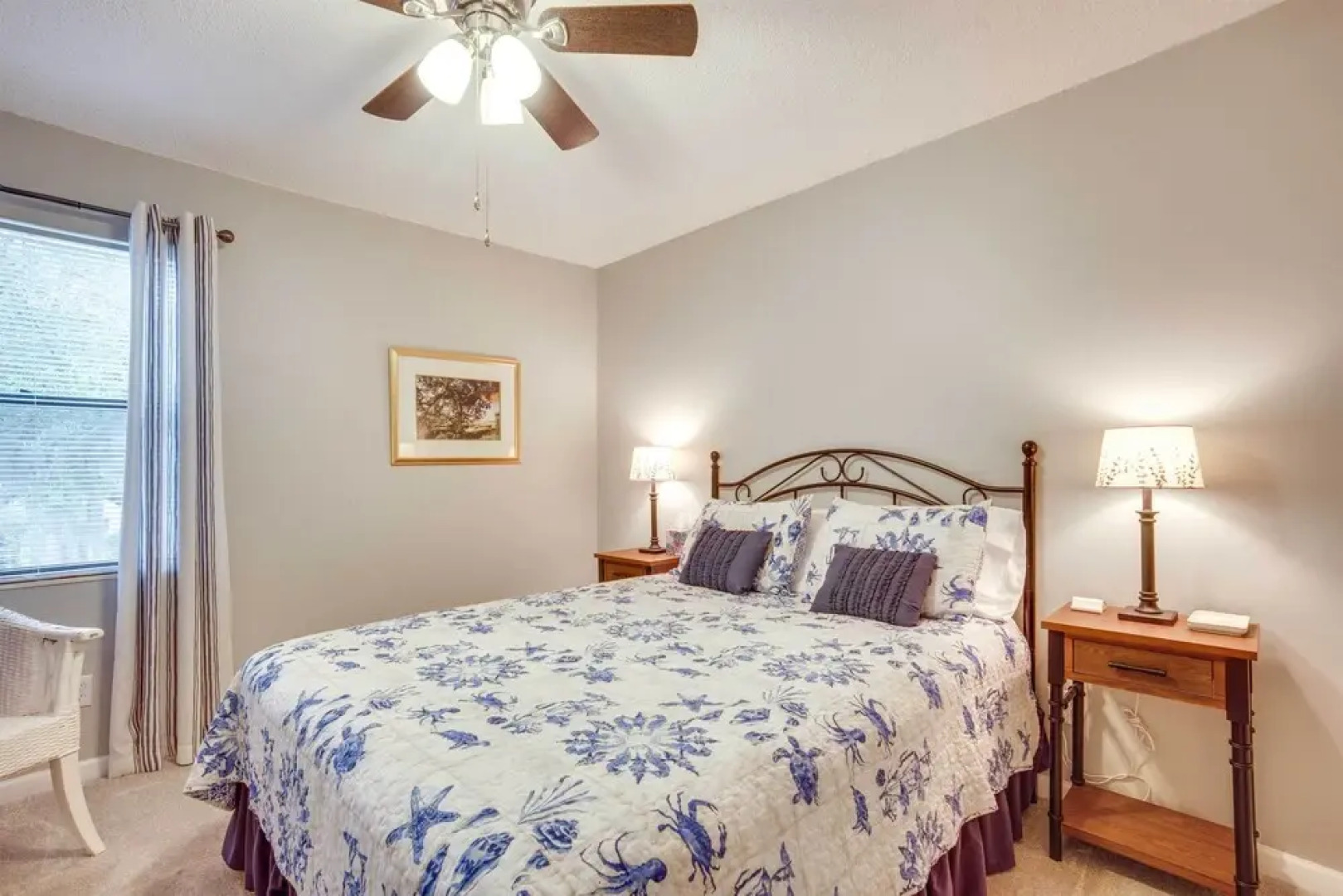 Beaufort Townhome w/ Patio, 3 Mi to Downtown!