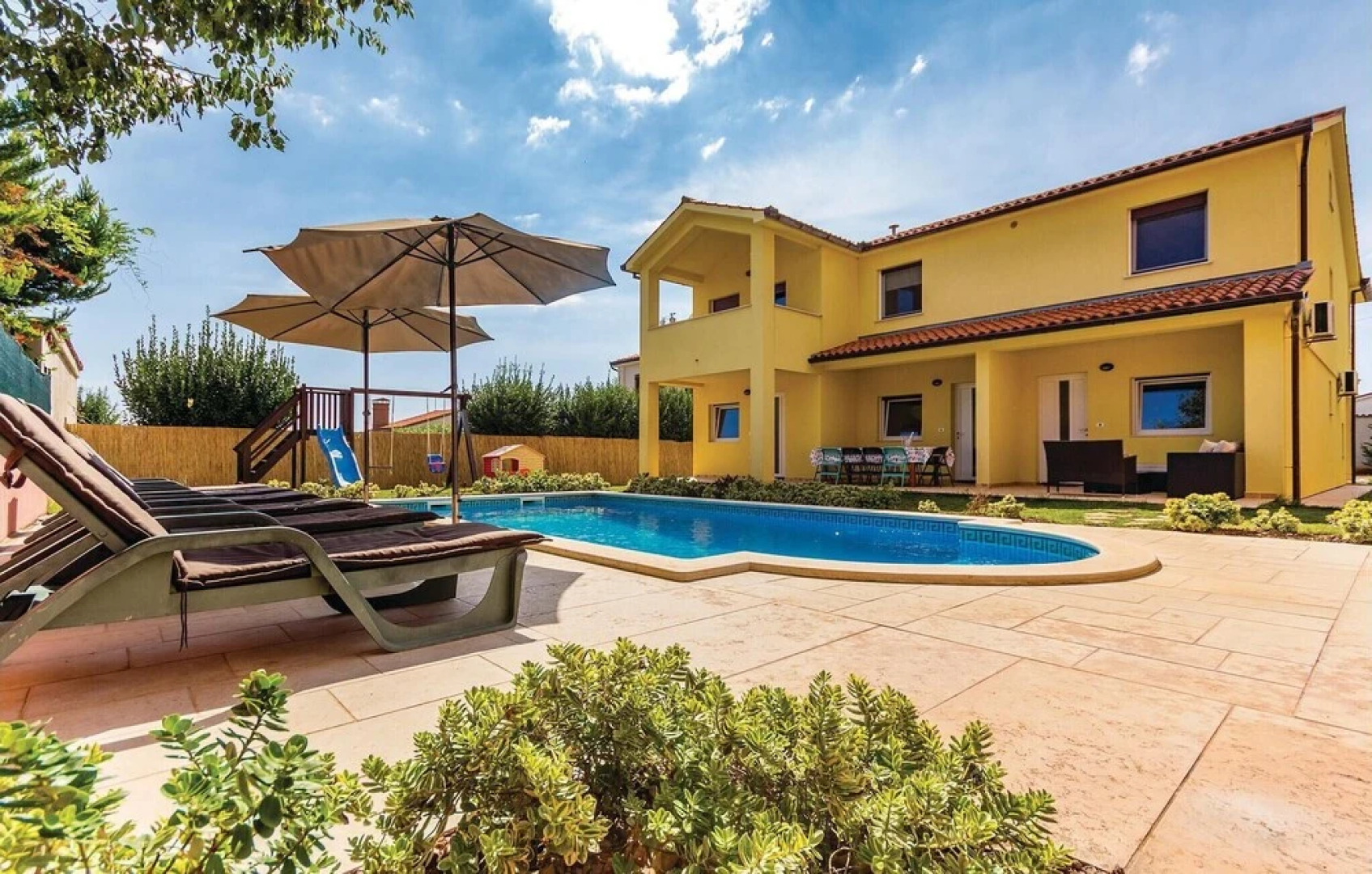 Nice Home in Medulin With Sauna, Wifi and 4 Bedrooms