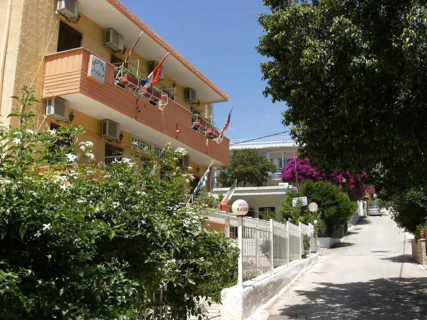 Katerina Hotel