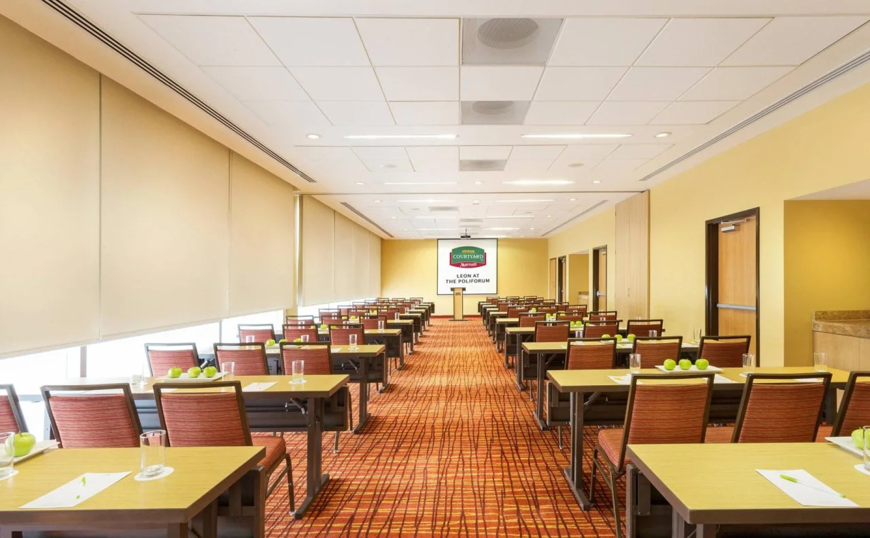 Courtyard by Marriott Leon at the Poliforum