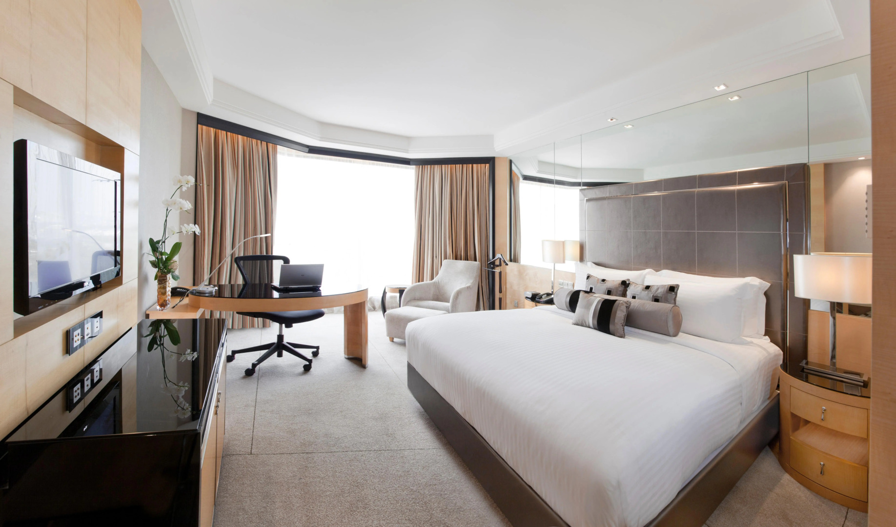 Dorsett Grand Subang