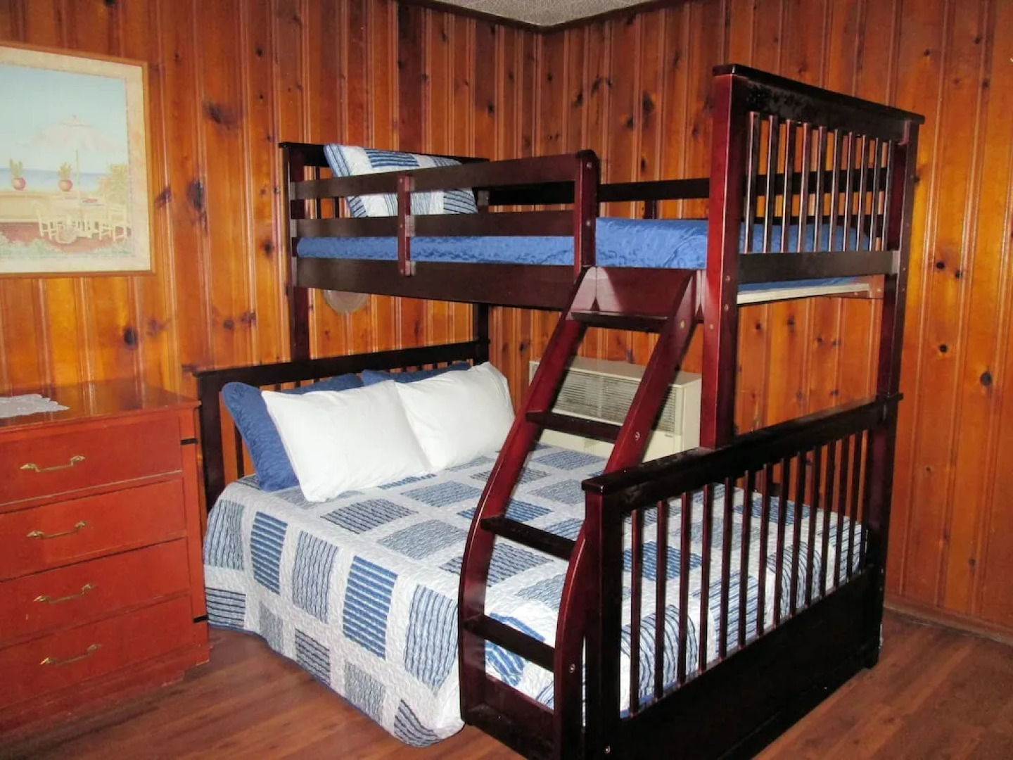 Edgewater Resorts - Edgewater Inn