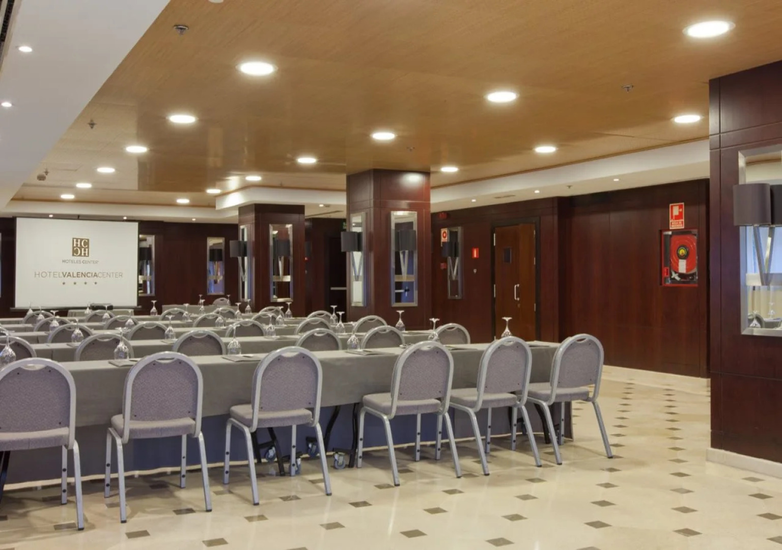 Отель Valencia Center