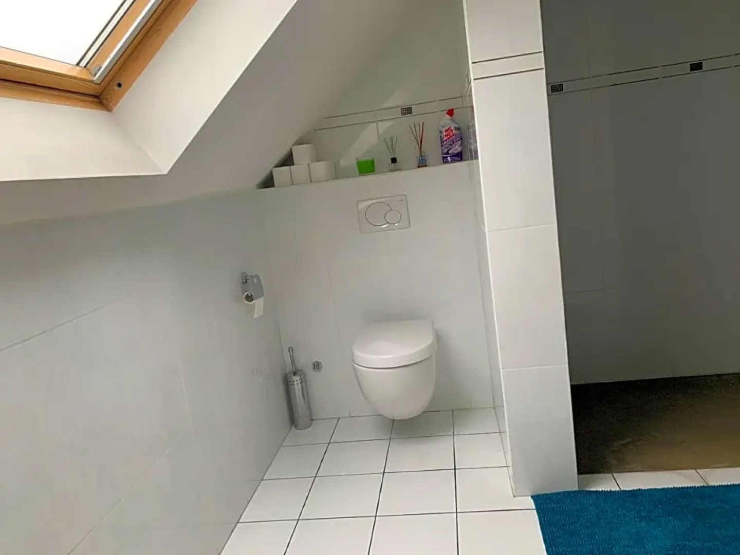 Ideal TML house next to main entrance