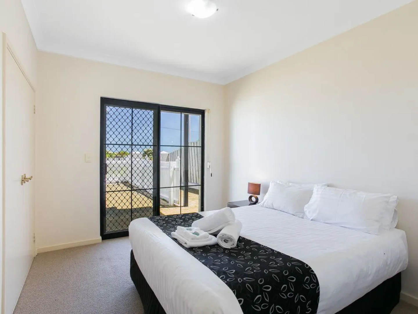 Beach Rd Villas by Rockingham Apartments