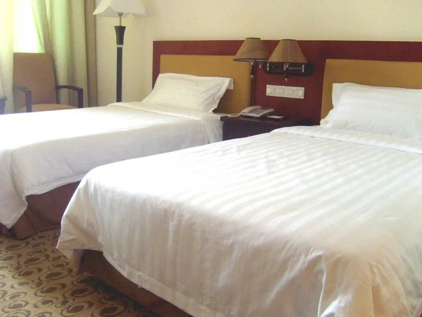 Ti Yu Zhi Jia Hotel - Qingdao