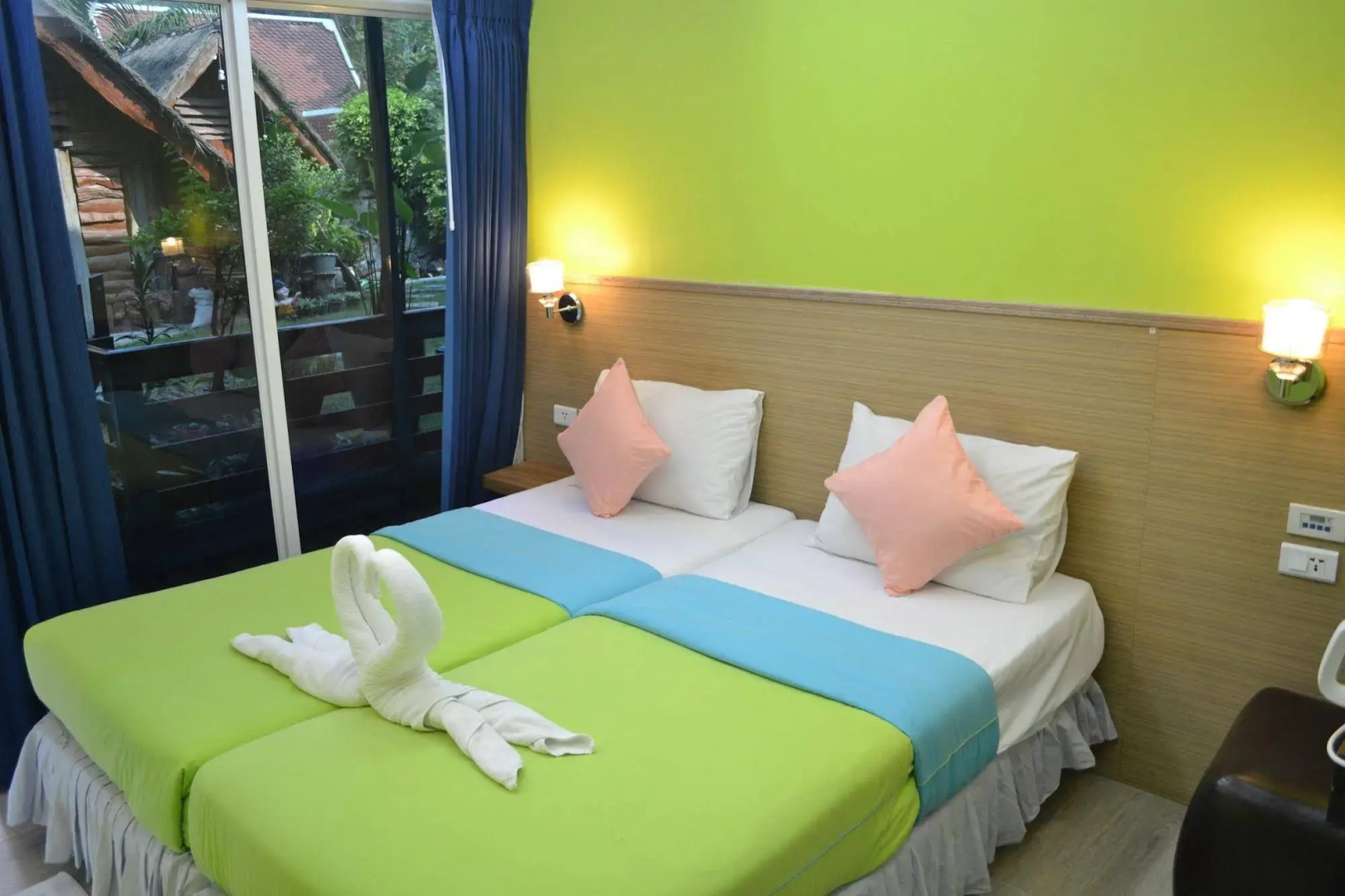 Sinsamut Koh Samed Hotel