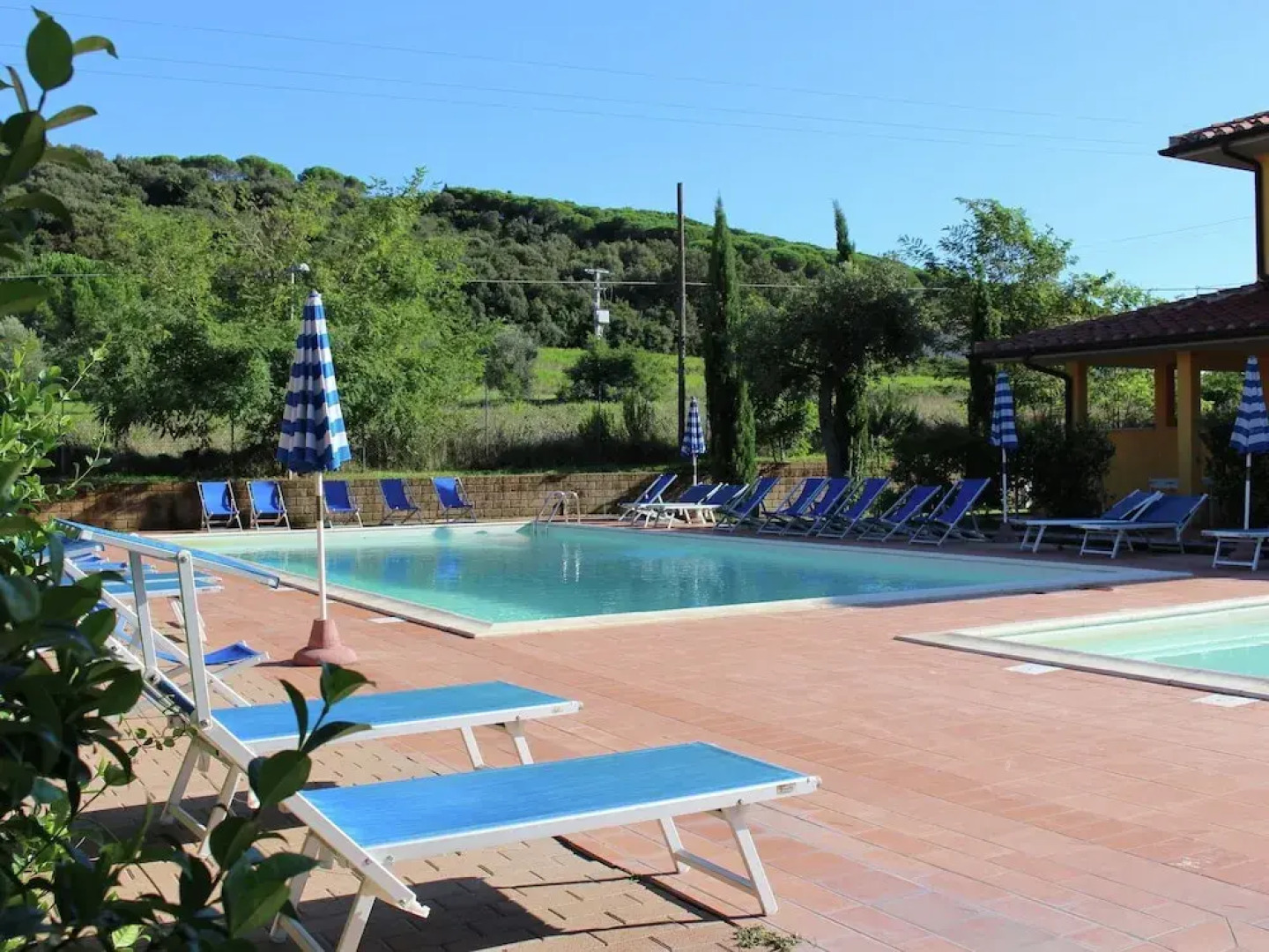 Nice Apartment With a Terrace, Near the Sea