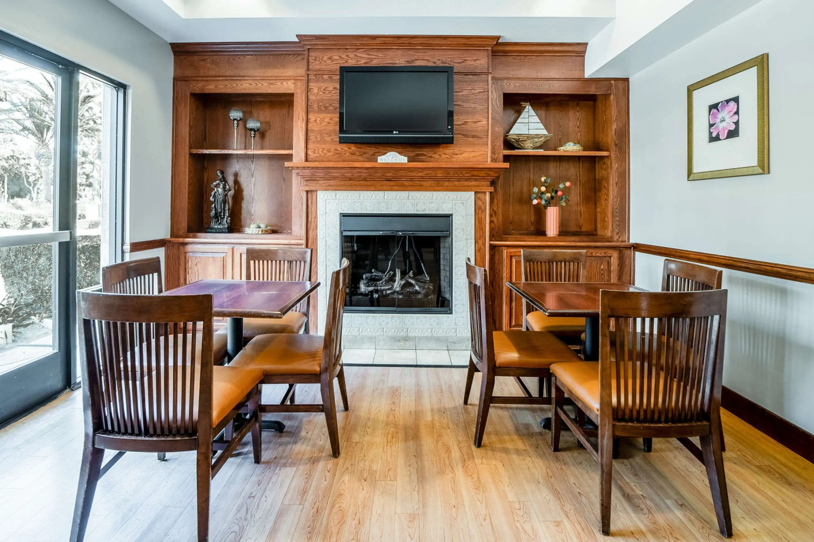 Country Inn & Suites by Radisson, Ontario at Ontario Mills, CA