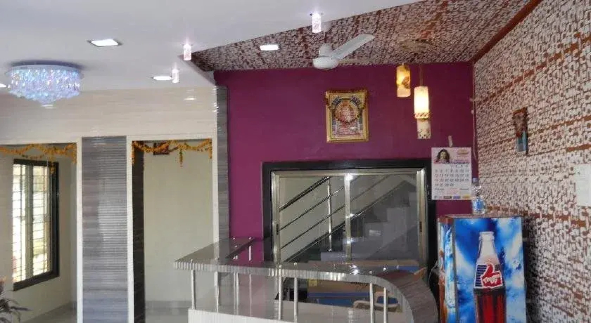 OYO 61308 Hotel Rw International