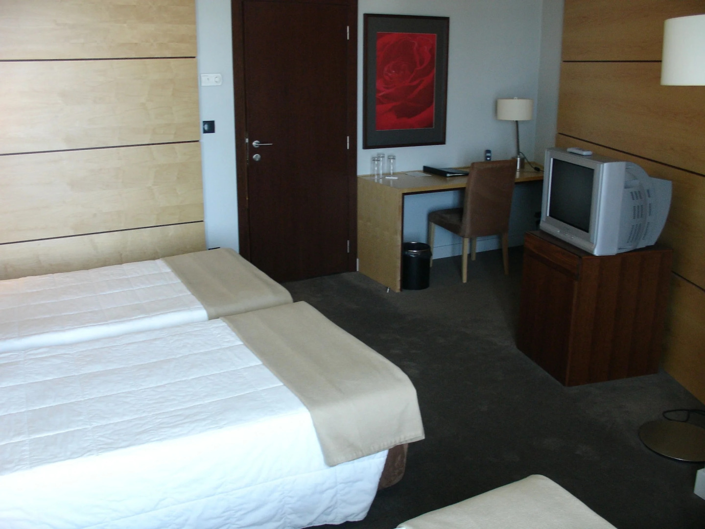 VIP Executive Azores Hotel