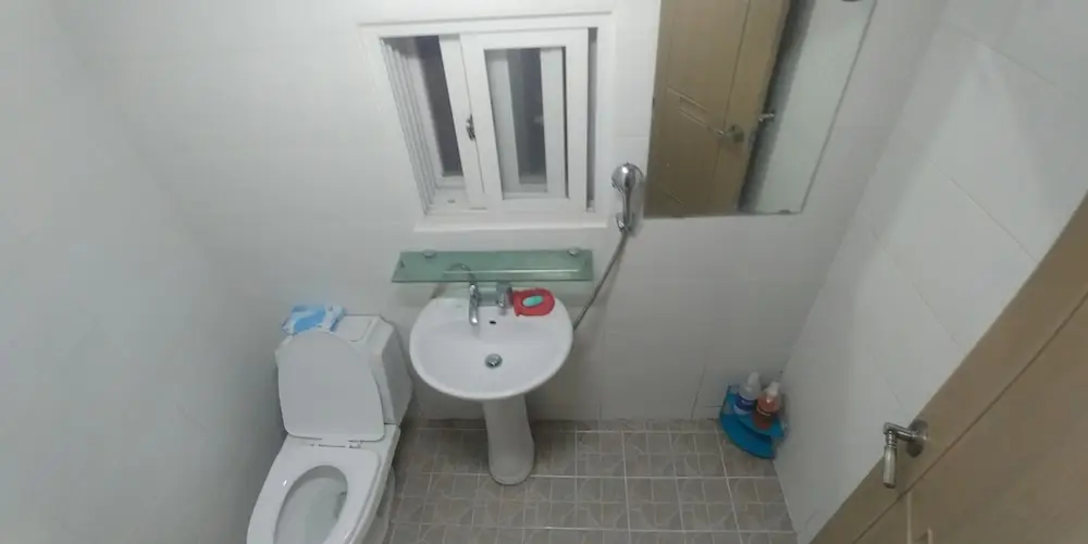 Ninano Guesthouse - Hostel