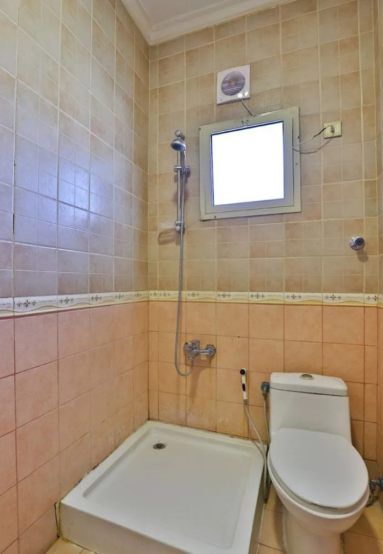 OYO 214 Quiet Inn Hotel Apartments