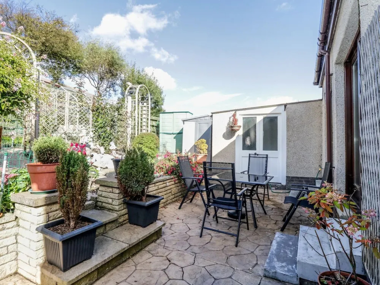 2 Craigarbel Crescent, Montrose