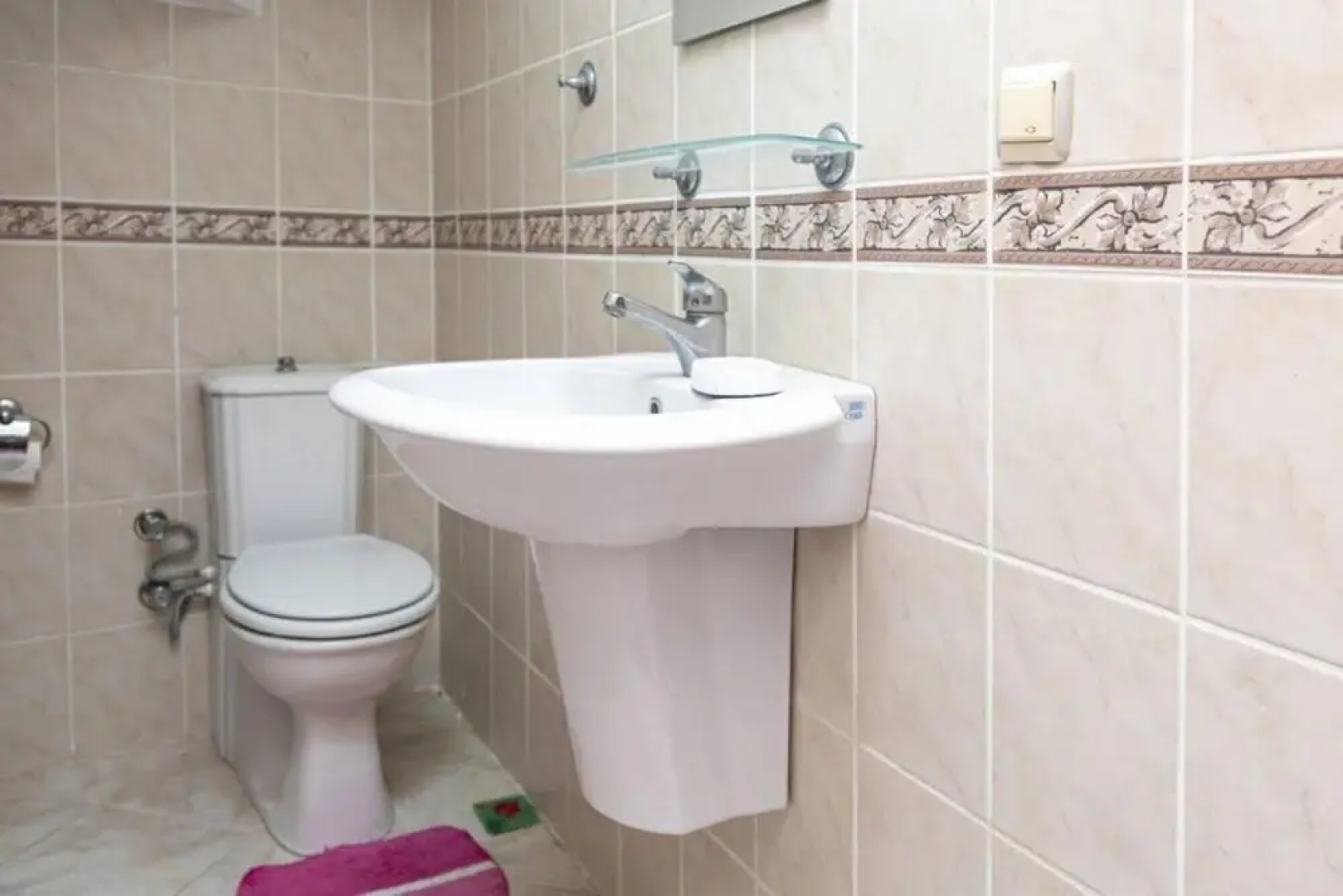 2 BR House With Garden in the Heart of Yalikavak