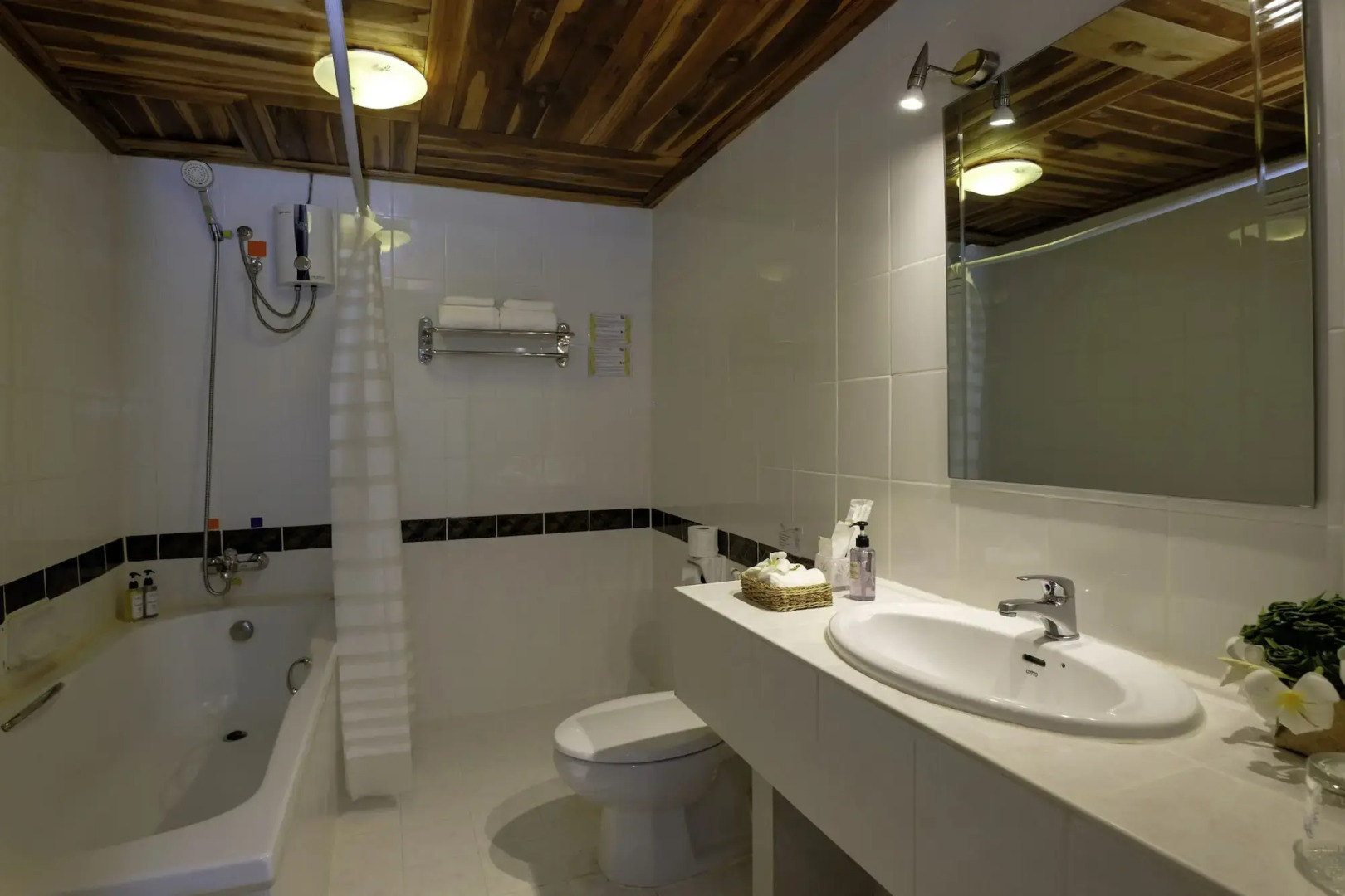 Pakse Hotel & Restaurant