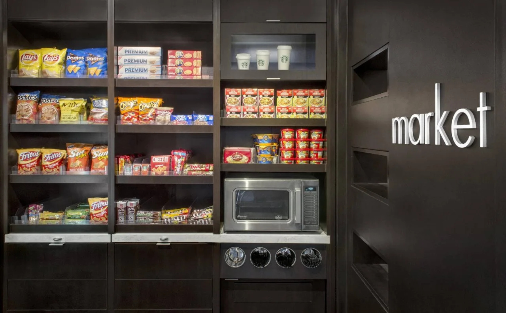 Courtyard by Marriott Newark Elizabeth