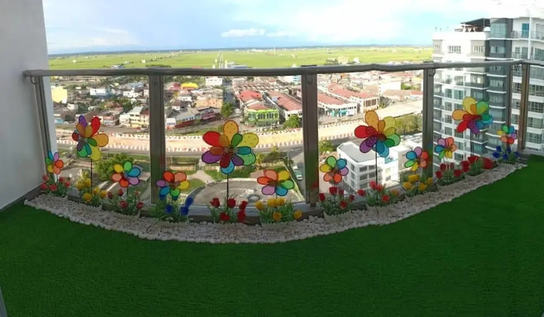 Windmill Cartoon at Sunrise Homestay