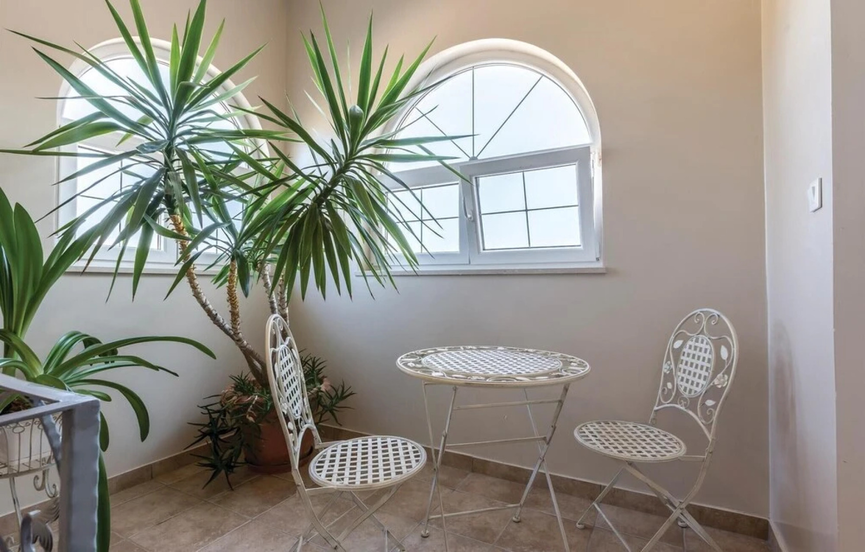 Beautiful Home in Kastel Novi With Wifi and 4 Bedrooms