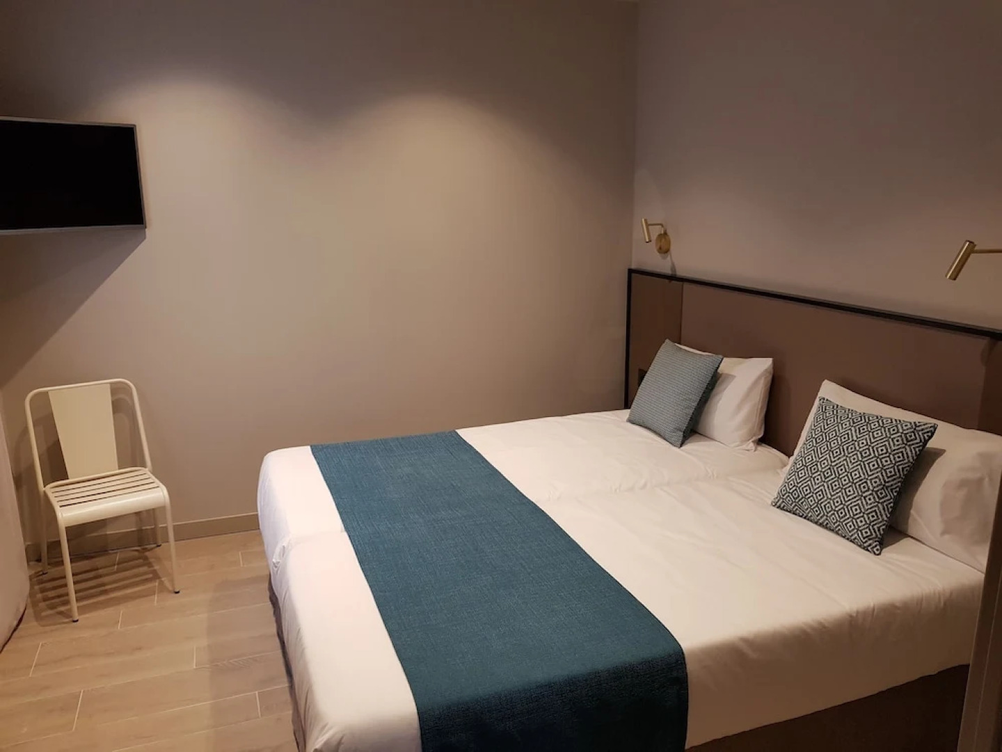 Pensió Hostal Mediterrà