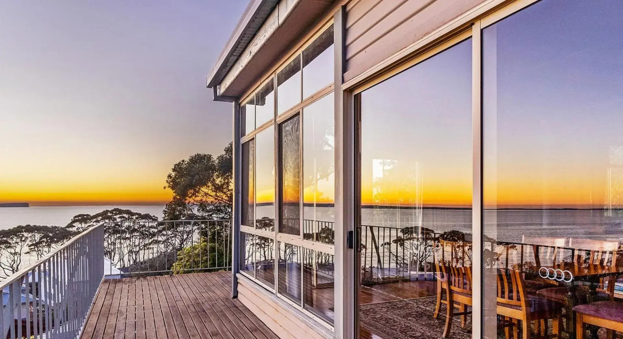 Sea Point at Hyams Beach 4pm Check Out Sundays