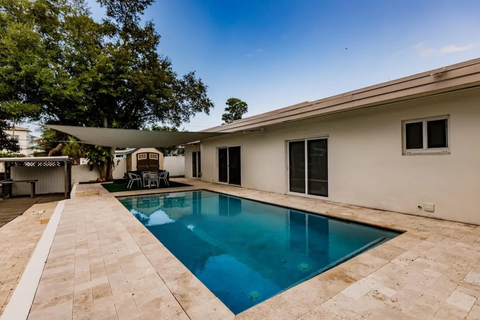 Stylish Aventura Home With Pool on Intercostal