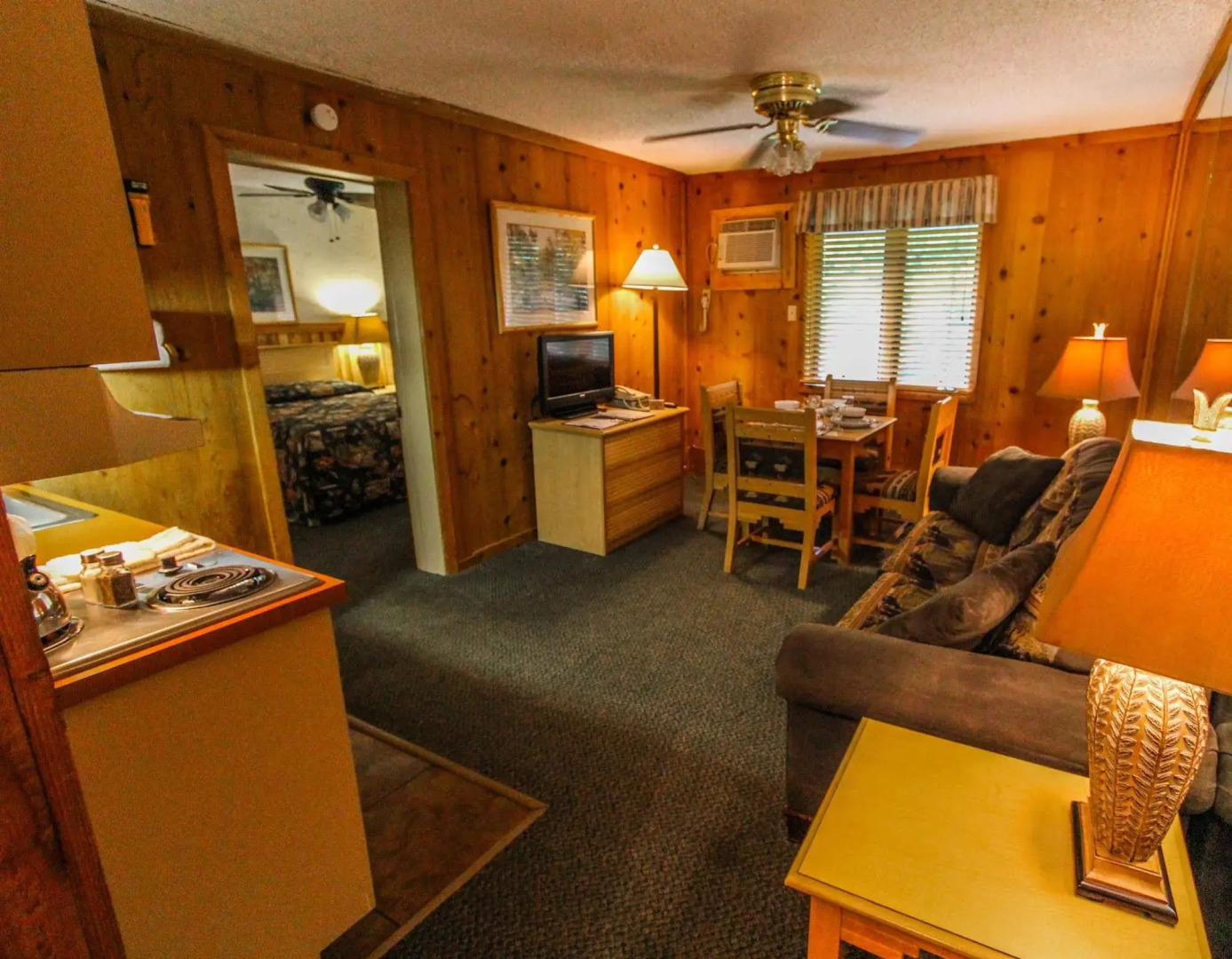 Smoketree Lodge by VRI Resort