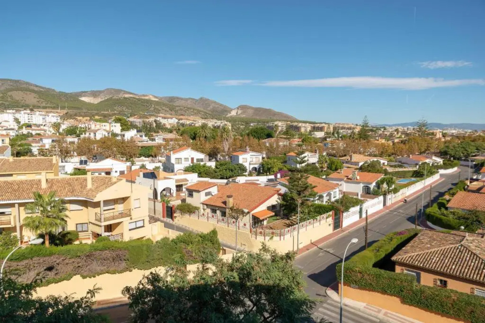 N&A Myramar 1BDR Recently Renovated Penthouse