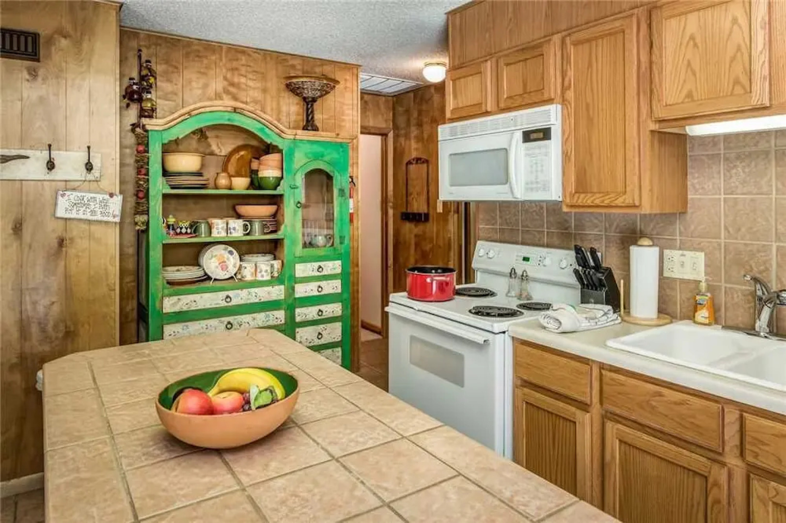 Holly Haven - Five Bedroom Cabin