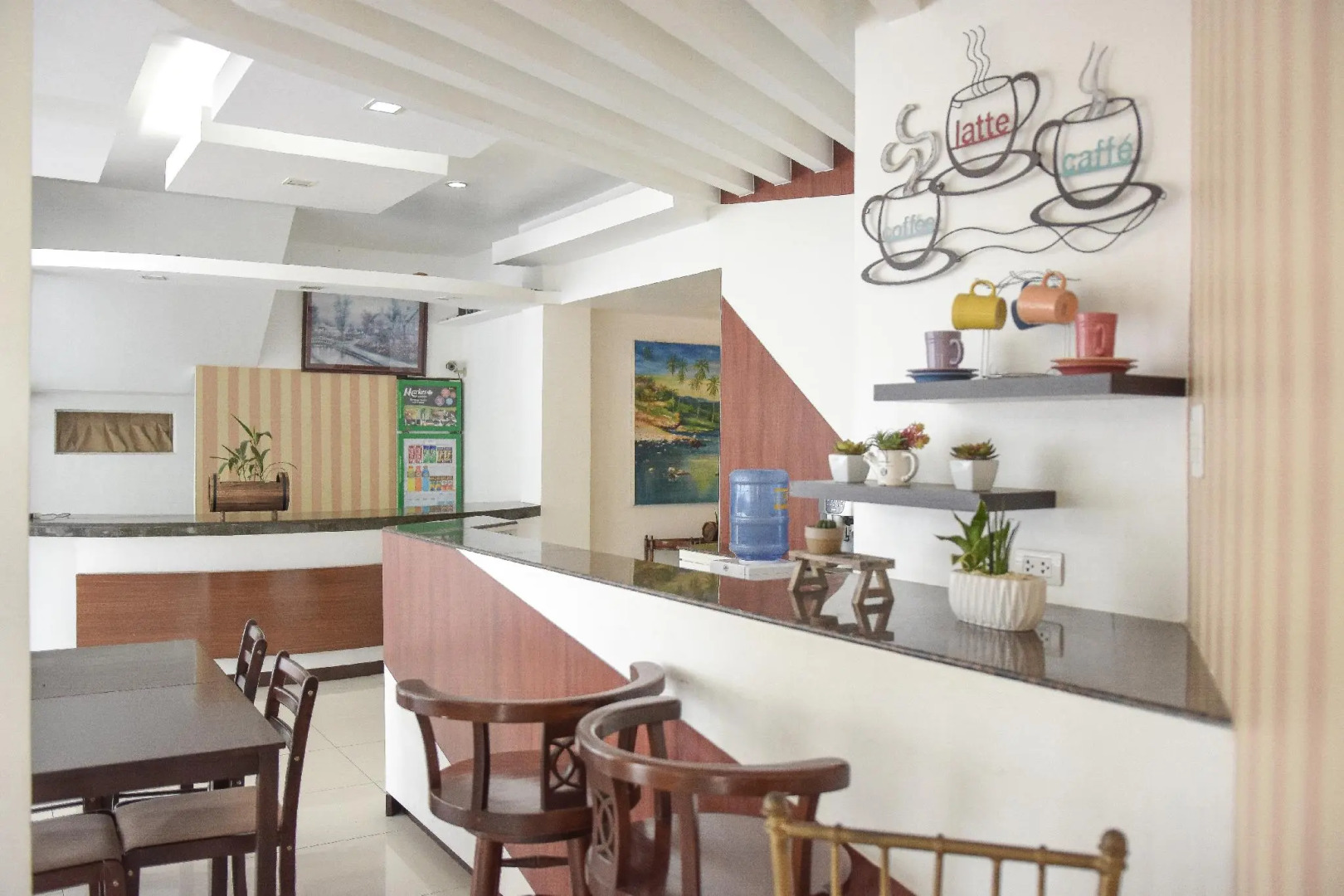 Tiptop Tower Suite Inn