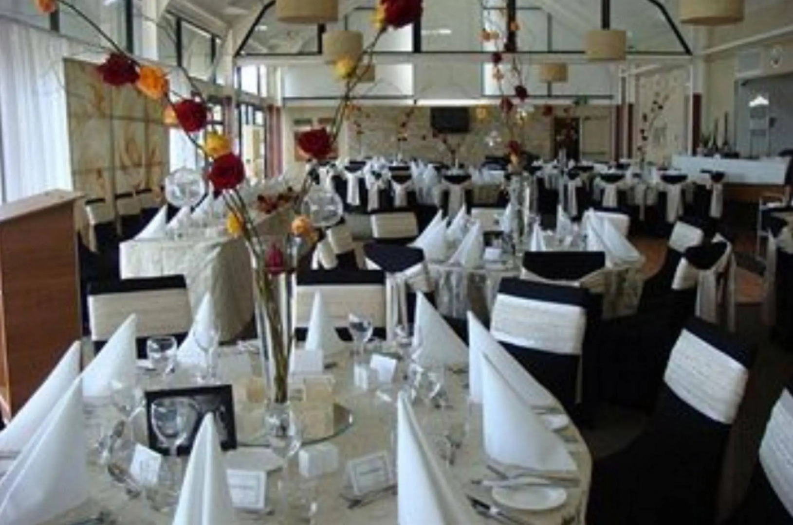 Caves Coastal Bar & Bungalows