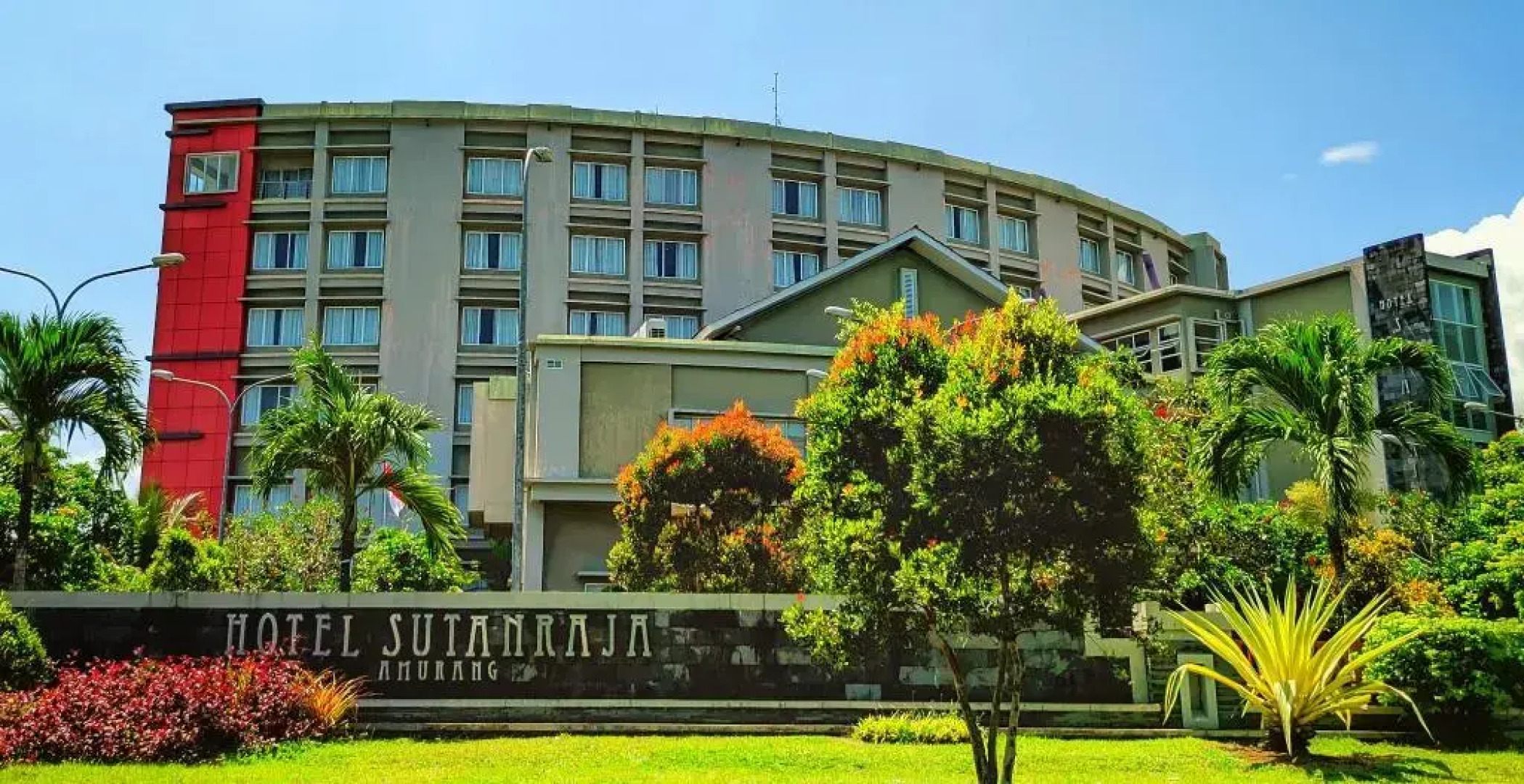 Sutan Raja Hotel Amurang