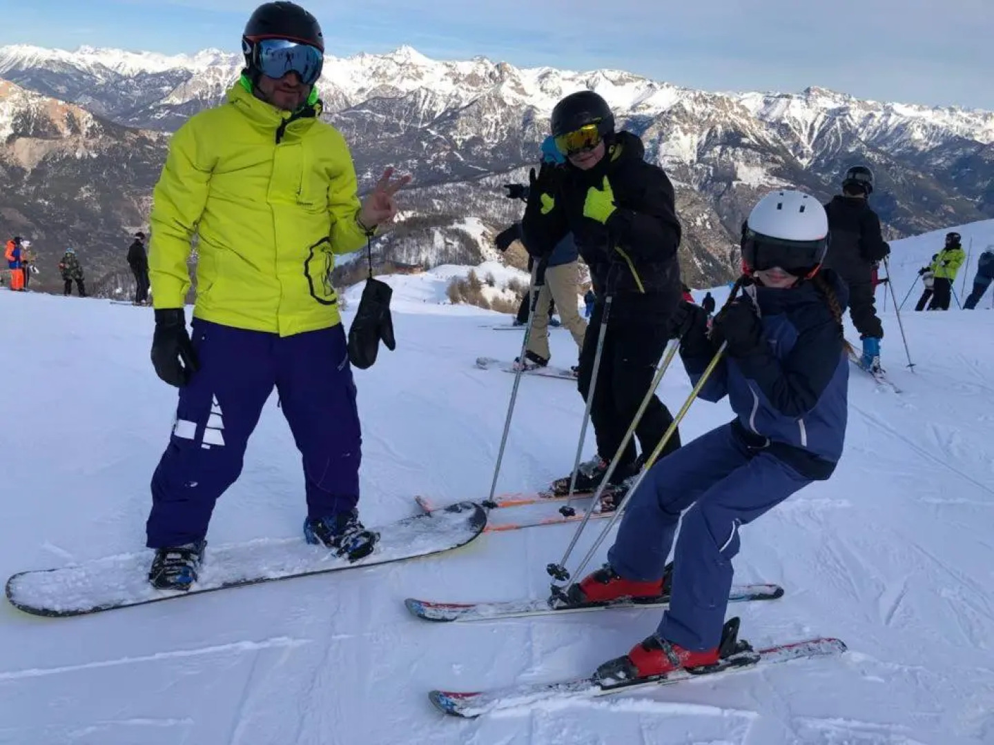 Skis Aux Pieds Station 1800 Dame Blanche