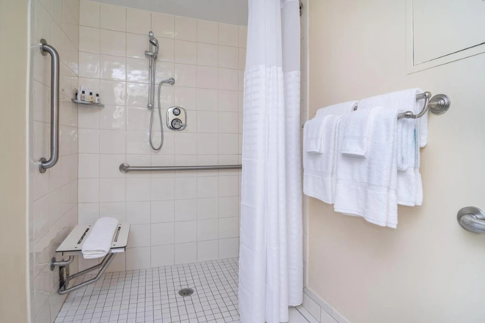 Regency Miami Airport by Sonesta