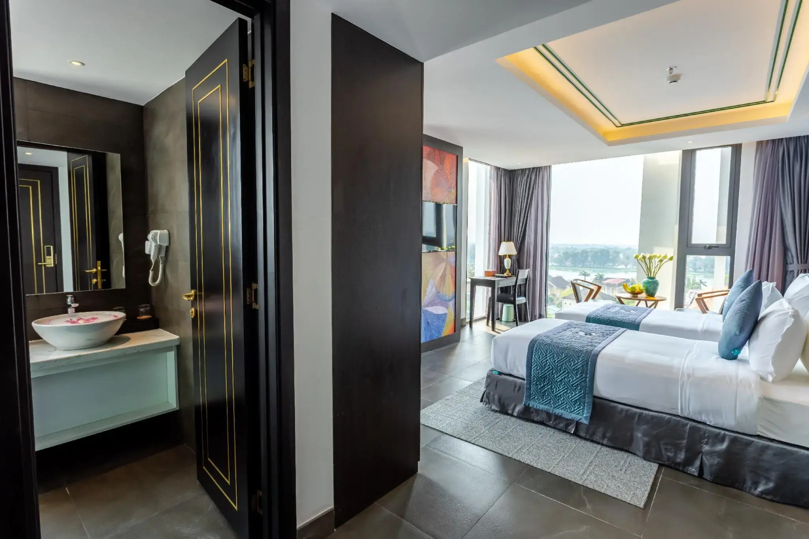 White Lotus Hue Hotel