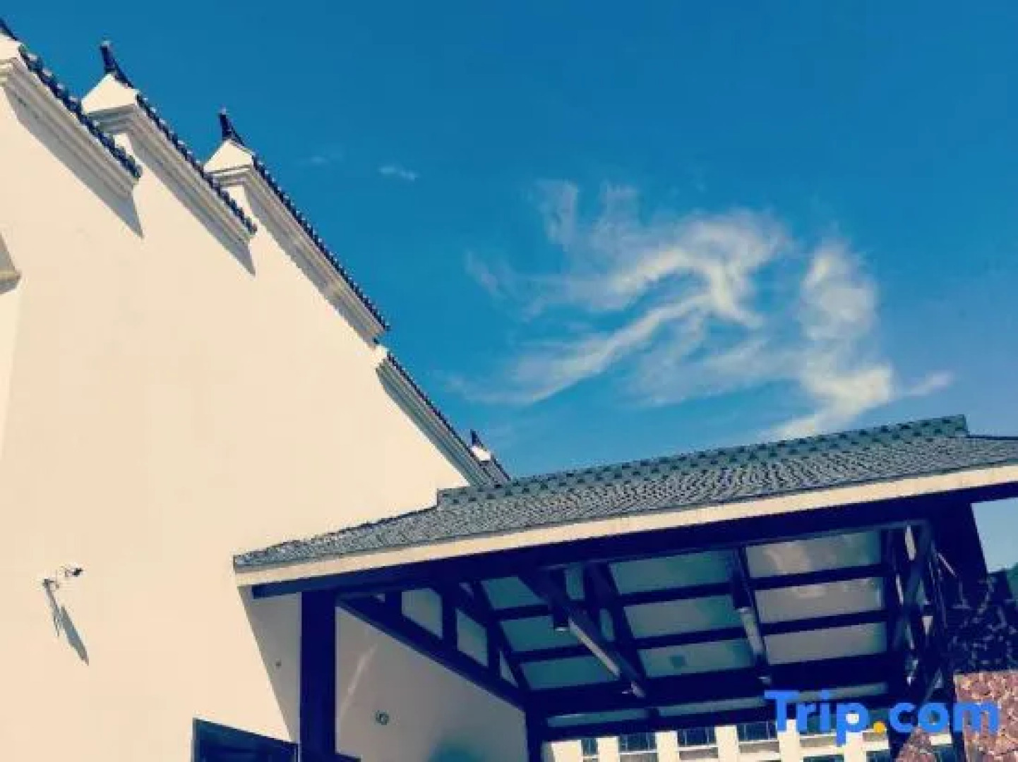 Tiantang Guzhai Holiday Hotel