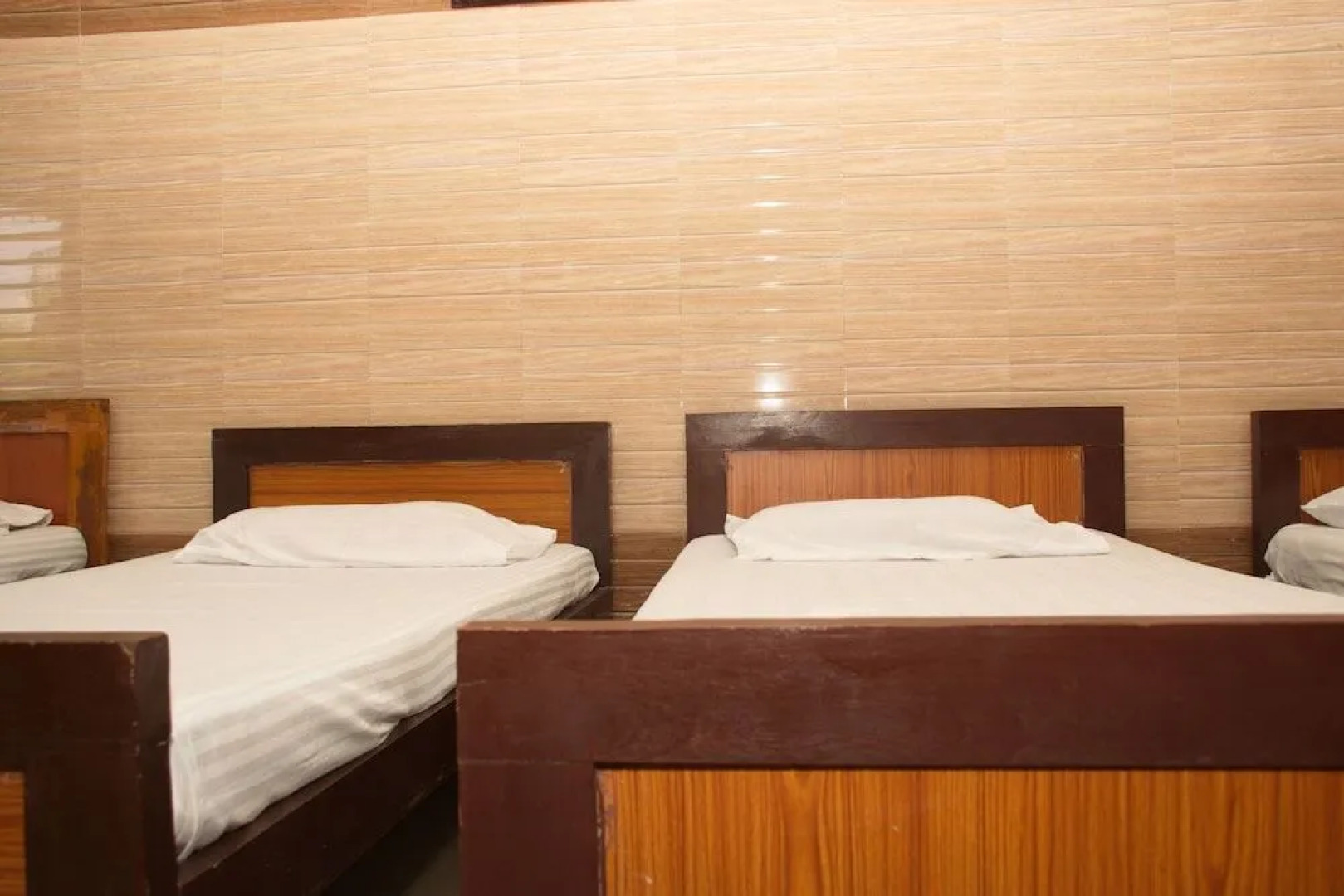 Oyo 8062 Raj Residency Chrompet